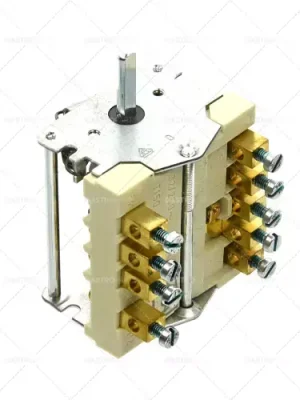 Vačkové spínače 5 Spínač polohách 2 zap / 2Kor spínací sekvence 0-1-2-3-4 32A osy o 6x4,6mm Nakupujte Hned