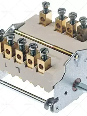matice 4-takt. 2NO / 2Kor spínací sekvence 0-1-2-3 32A osy o 6x4,6mm Vysoce Kvalitní