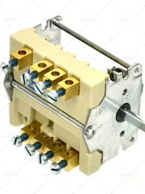 Vačkové spínače 2 polohy záměr Spínací sekvence 0-1 32A osy o 6x4,6mm hřídel délka 23 mm Autentický